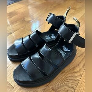 DR. MARTENS SANDALS